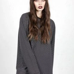 MET1 Underline Long Sleeve T-Shirt