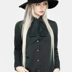 LVT1 Lucky Pussybow Shirt