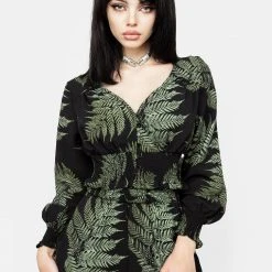 MET1 Fern Flowy Sleeve Top