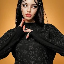 HIG1 Clothing Misrule Knit Jumper