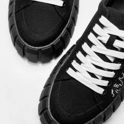 DGH1 TROUBLE GRAPHIC TRAINERS