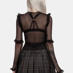 MET1 Women Mourning Ruffle Top