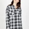 MET1 Escape Plaid Shirt Clothing