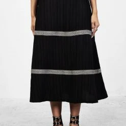 CHI1 Morris Tiered Midi Skirt