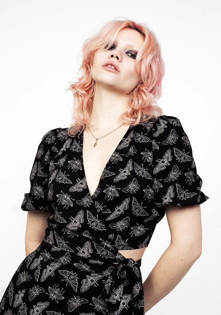 LVT1 MORTMOTH WRAP CROP TOP Coming Soon 7 LVT1 MORTMOTH WRAP CROP TOP Coming Soon