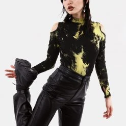 MET1 SCHOLOMANCE COLD SHOULDER TIE DYE BODY Clothing