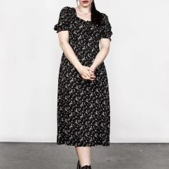 MET1 Women MAKEBELIEVE LACE UP MIDI DRESS