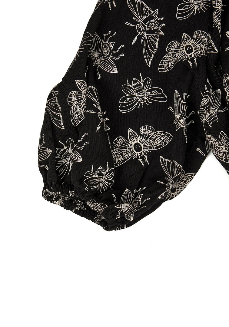 LVT1 MORTMOTH WRAP CROP TOP Coming Soon 9 LVT1 MORTMOTH WRAP CROP TOP Coming Soon